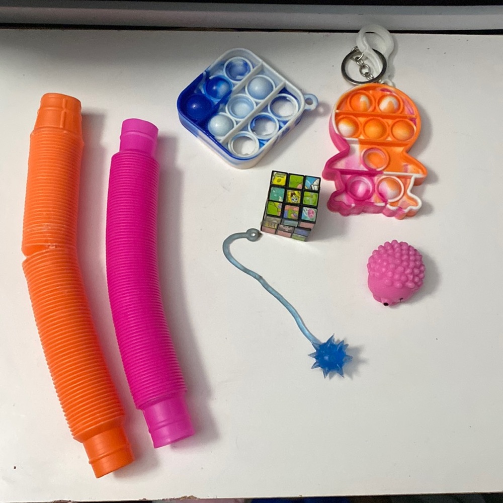 Small fidget lot